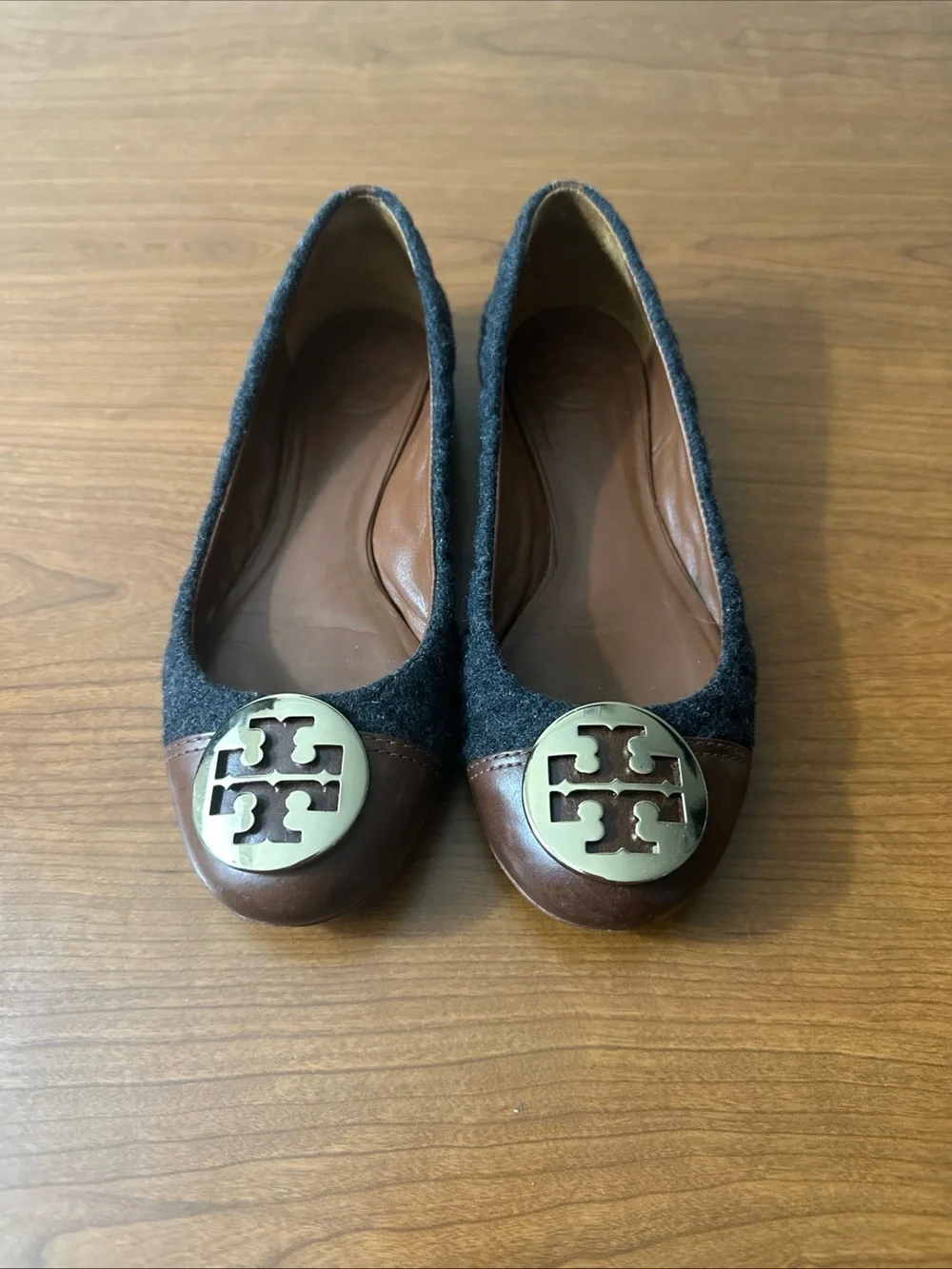 Tory Burch Two-Tone Gray Wool & Chestnut Leather Logo Parker Ballet Flats sz 8